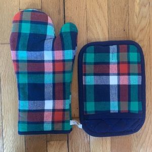 Kate Spade Plaid Pot Holder Set